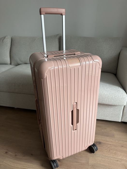 Troler Rimowa plastic trunk folosit 1 drum