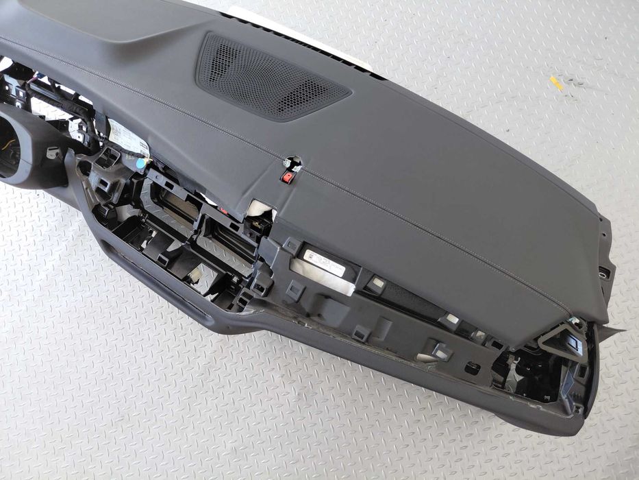 Ново Арматурно Табло BMW G05 LCI G07 LCI Facelift без Head Up