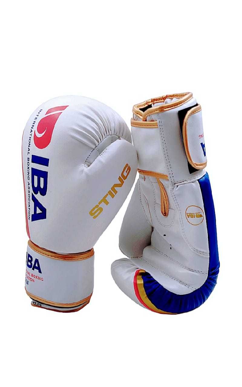 Боксерские перчатки AIBA,  14-16oz