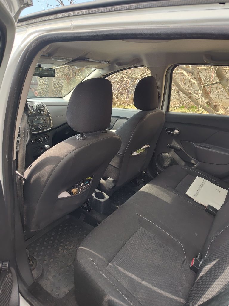 Vând Dacia Logan 0.9 tce 2019