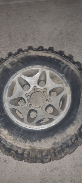 Roti offroad cu tot cu jante 16