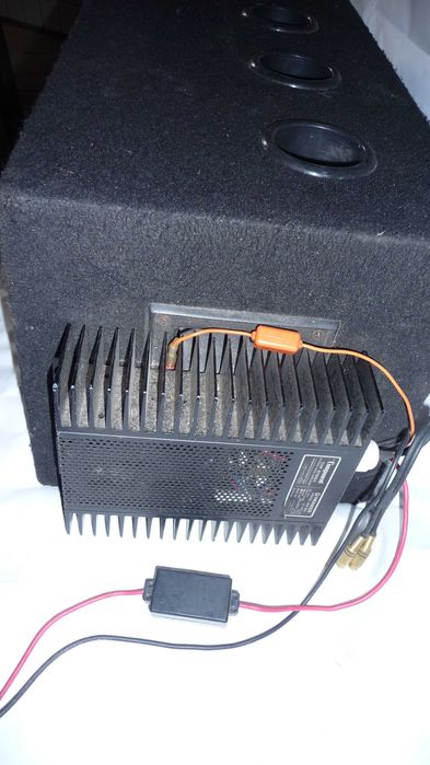 Vand tub de bass auto kevlar