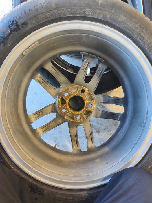 Alutec 18цола 5х112 ет38 J8 гуми Мишелин 225 55 18