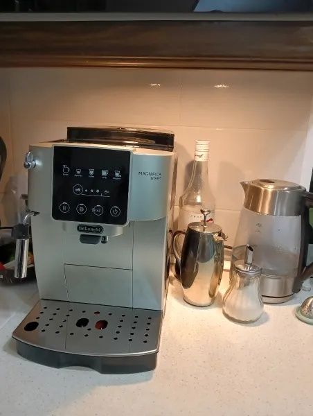 Кофемашины Delonghi ECAM220.30.SB !Совершенный кофе одним касанием!