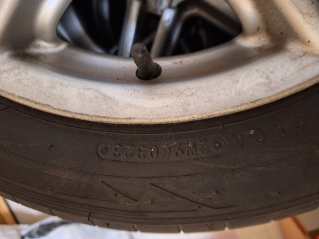Акумулатор MOLL 75ah, гуми 15" ToyoTires ProxesComfort