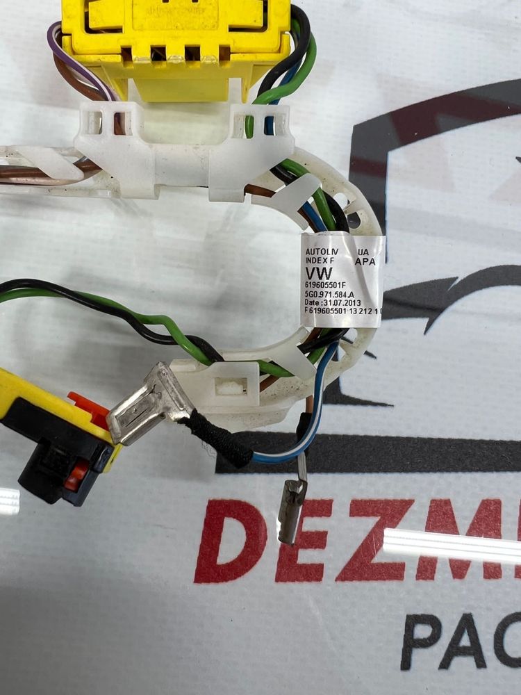 Cablaj Volan Airbag Vw Golf 6,7 Passat B7 B8 Audi A4 B8 Skoda Seat