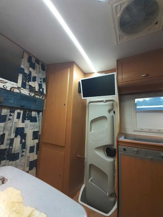 Продавам кемпер фиат дукато