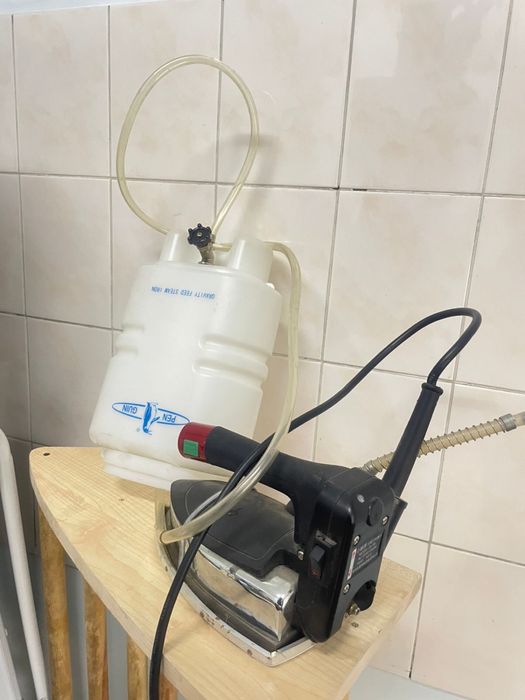 Продам професиональный утюг