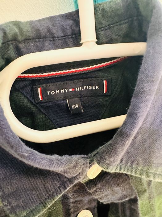 Set Tommy Hilfiger 104 4 ani