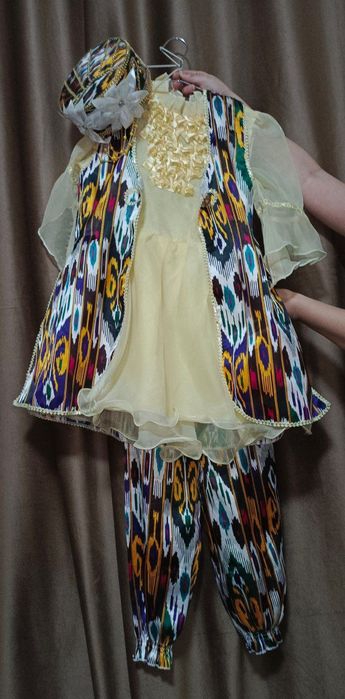 Праздничные костюмы