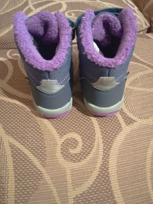 Топли ботушки за момиче