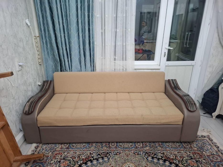Срочно продам диван раскладной