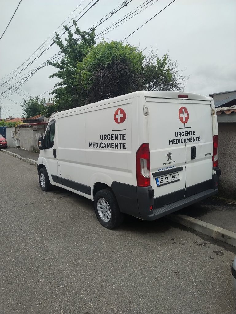 Vând Peugeot cu frig