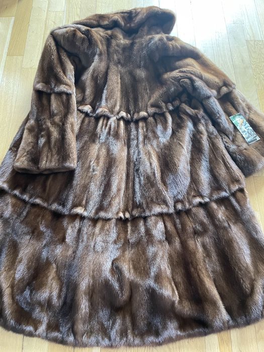 Haina noua de blană, vizon, model deosebit
