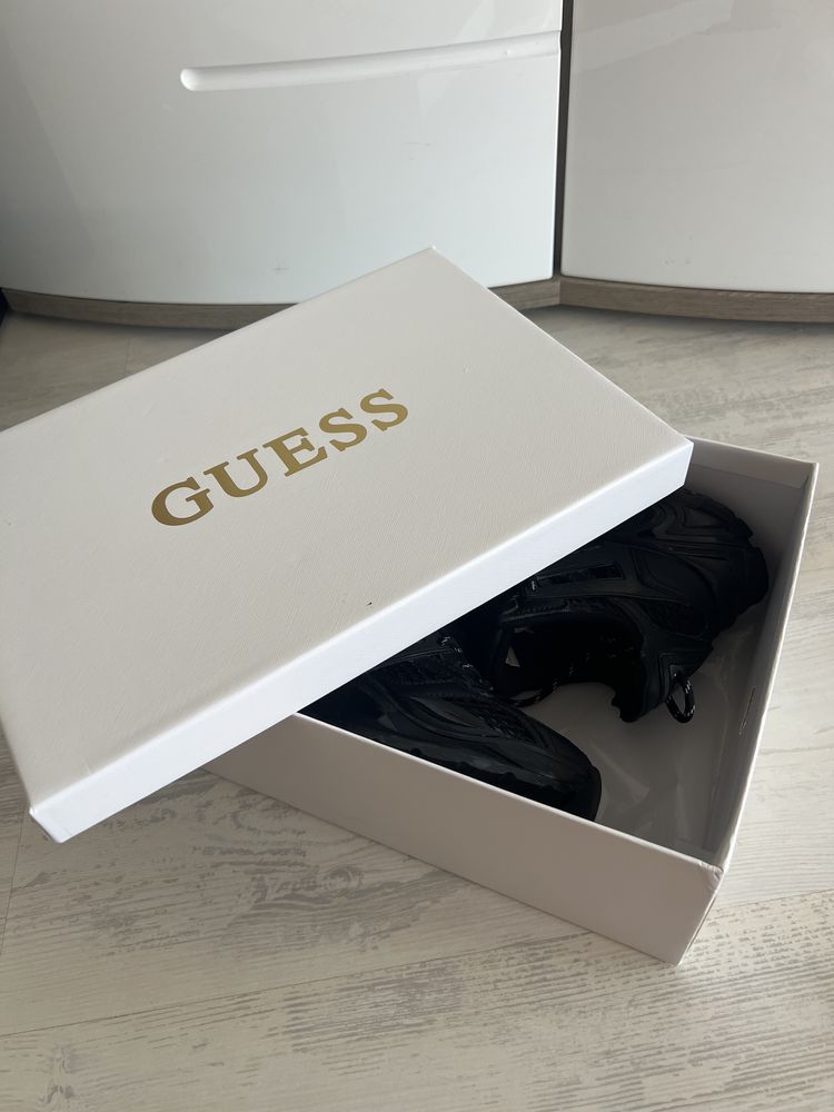 Дамски летни Сникърси Guess