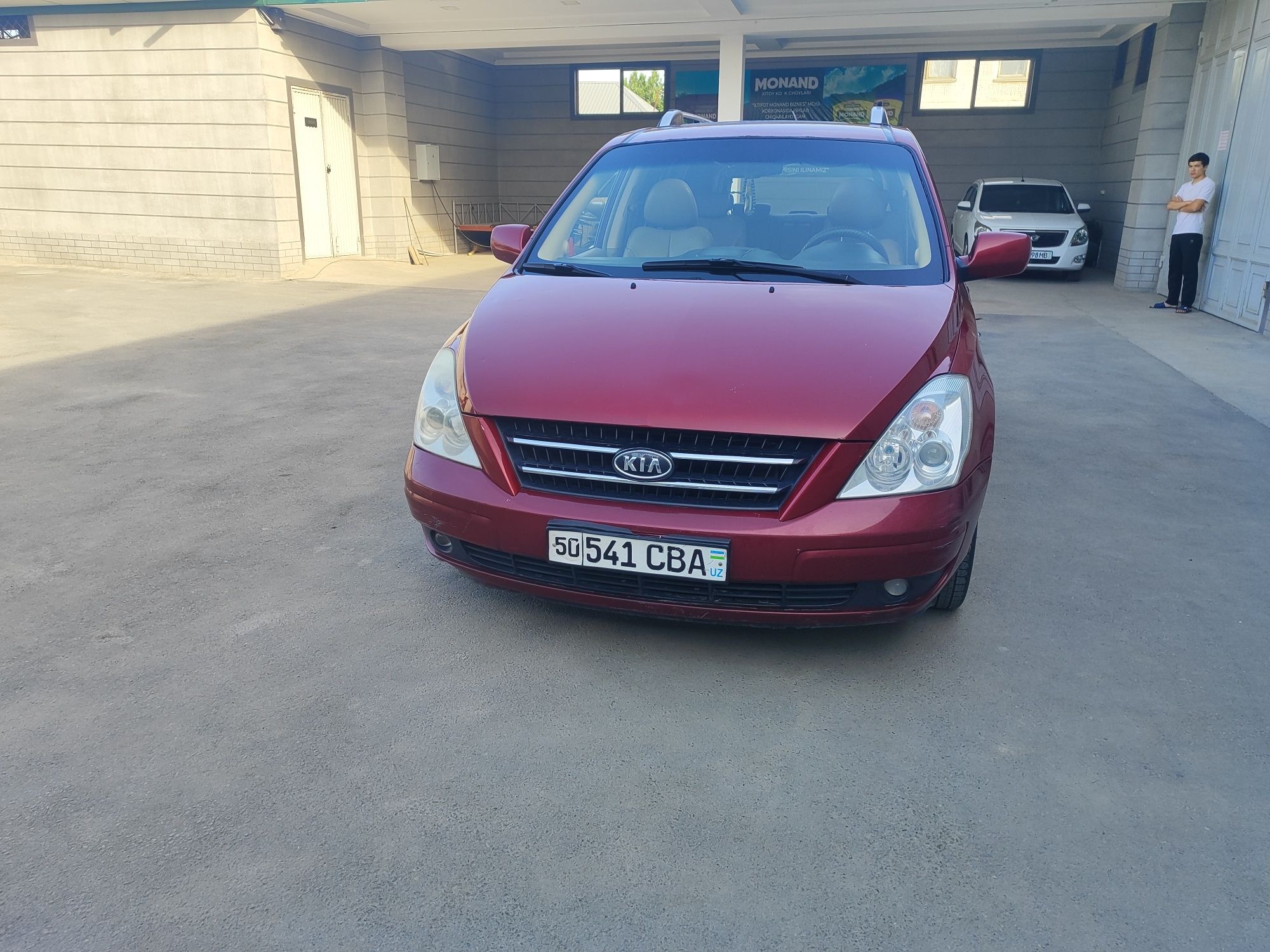 KIA Carnival 2006 yil