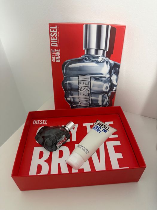 Set Diesel:parfum și gel de duș.