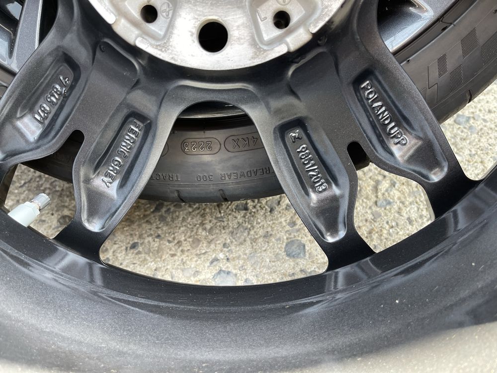 Оригинални ///M 18" BMW M140i Tourer 7.5j IS45 / 8j IS52