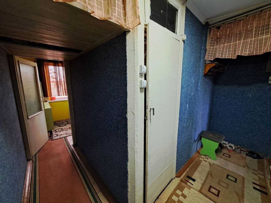 2х комнатная квартира, имеется хороший торг на районе Вокзала