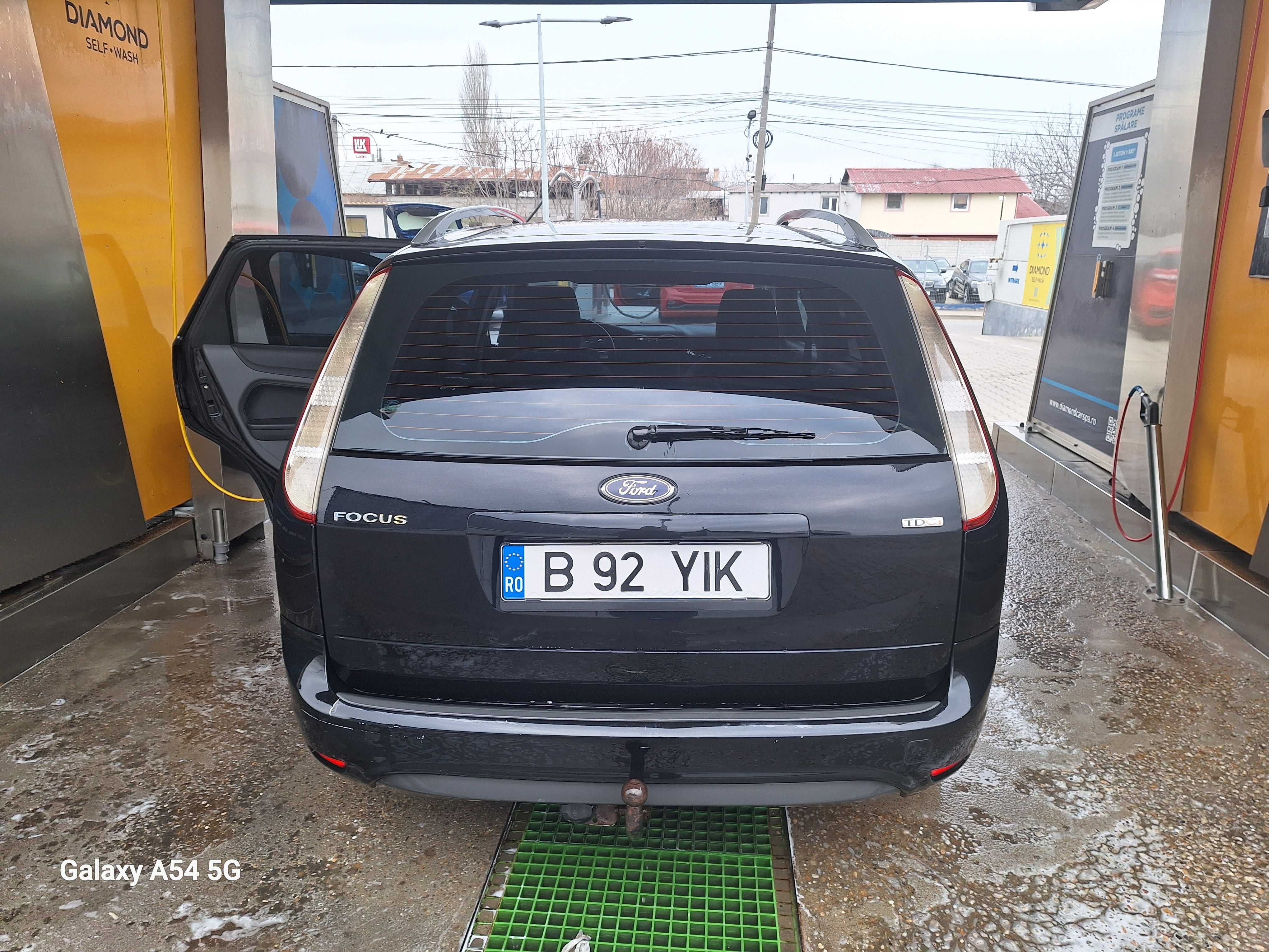 Vănd Ford focus cu fiscal pe.loc