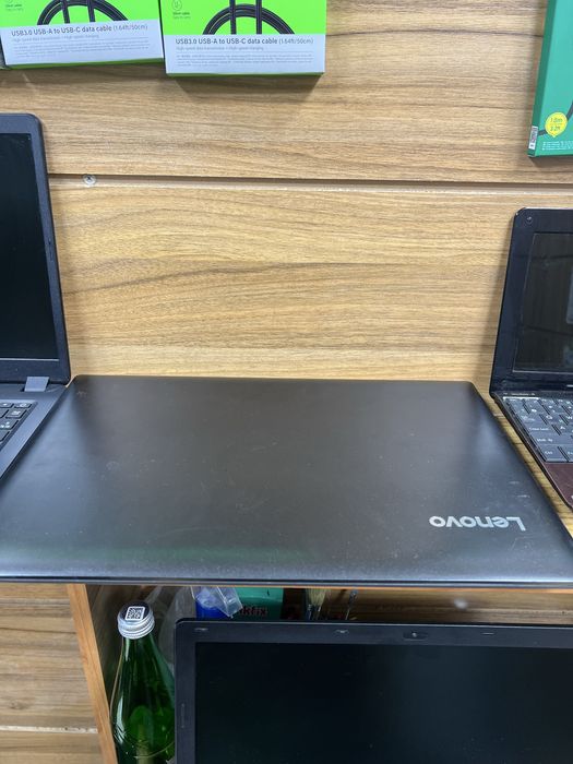 Lenova intel N4000 Ddr 4b Hard 500 gb