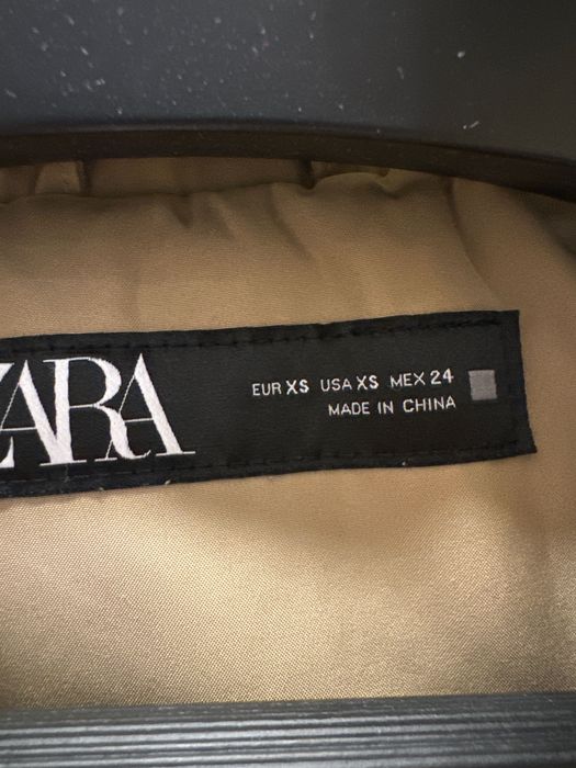 Дамско есенно яке Zara