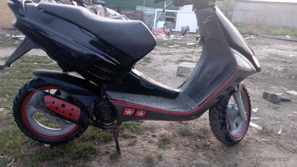Scuter Aprilia SR 50