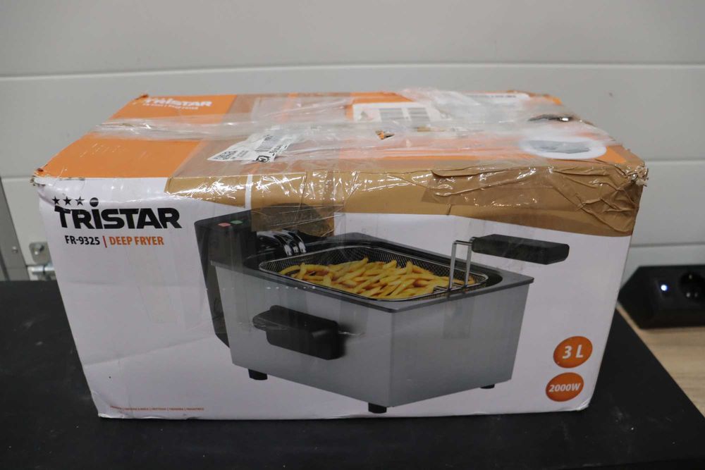 Фритюрник Tristar, 3л, 2000W, Cool Zone, неръждаема стомана, FR-9325