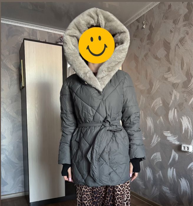 Прадам куртку зимнюю женскую