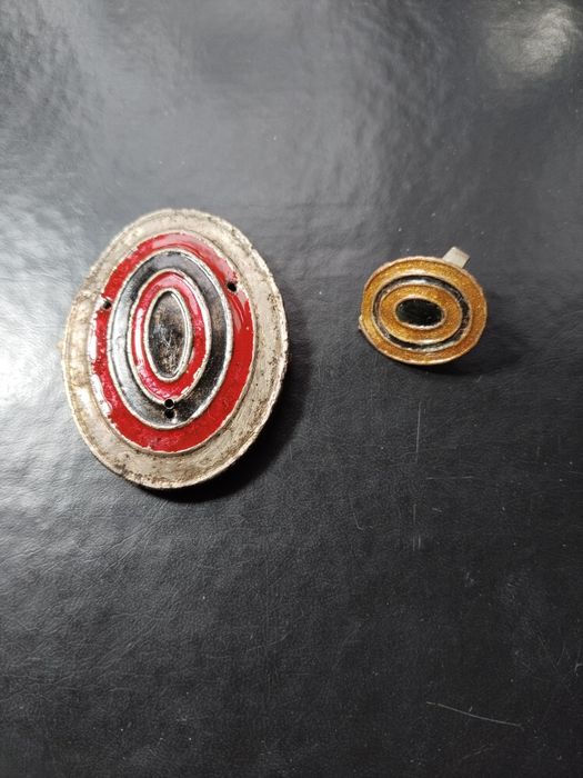 Кокарда рядового РИА (до революции) и офицерская