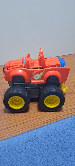 Blaze Monstertruck Towtruck