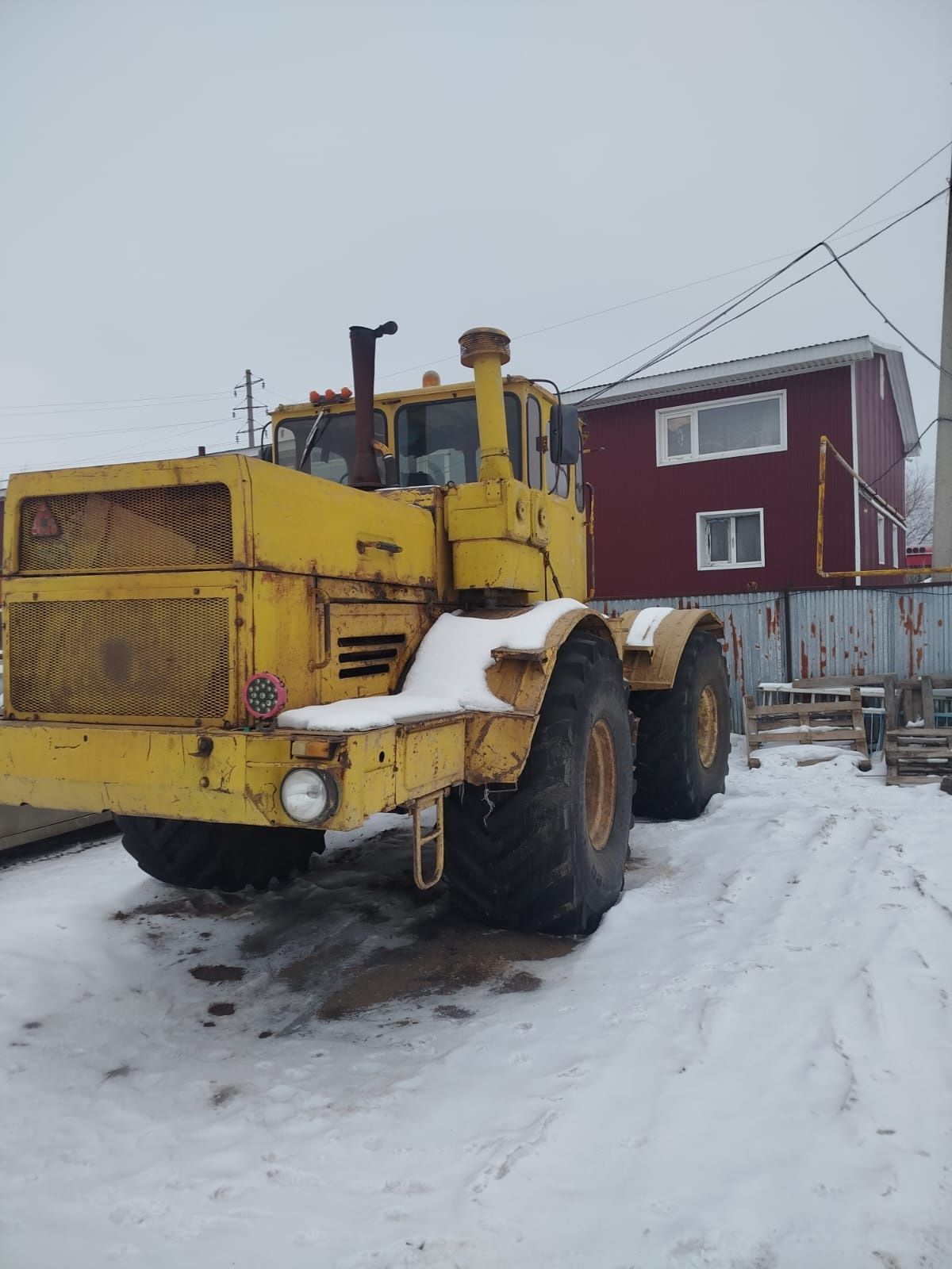 Продам Кировец К700
