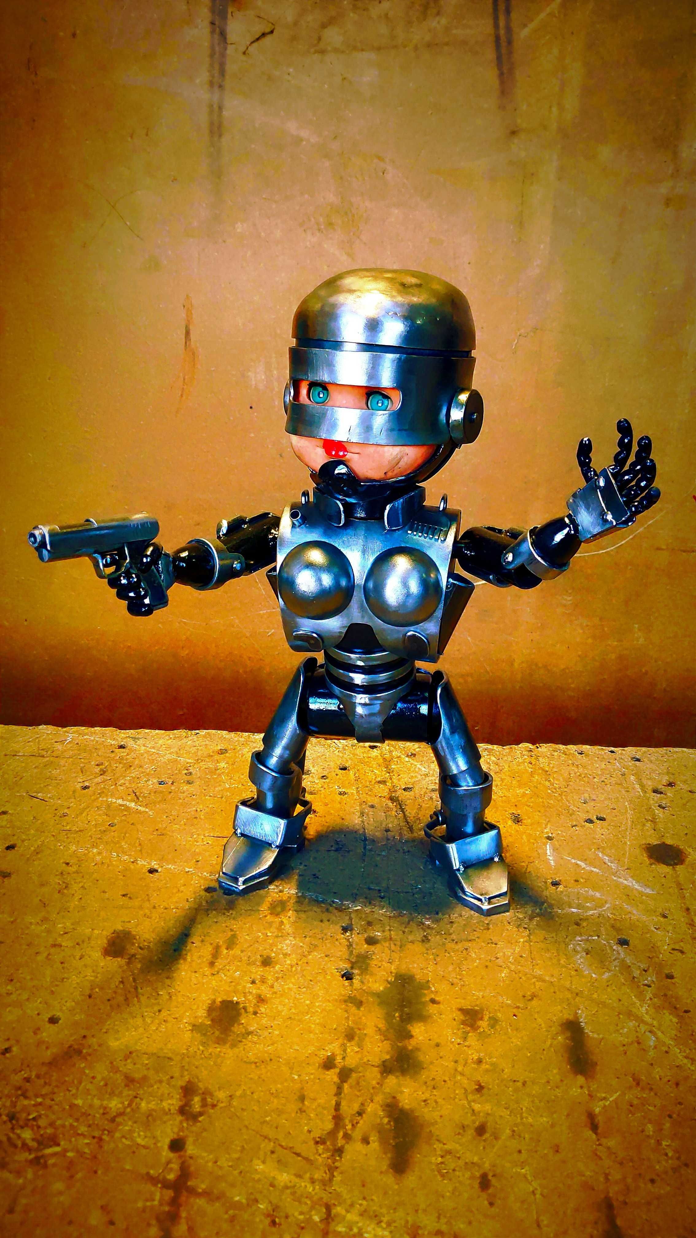 Robocop-ша вторая жизнь.
