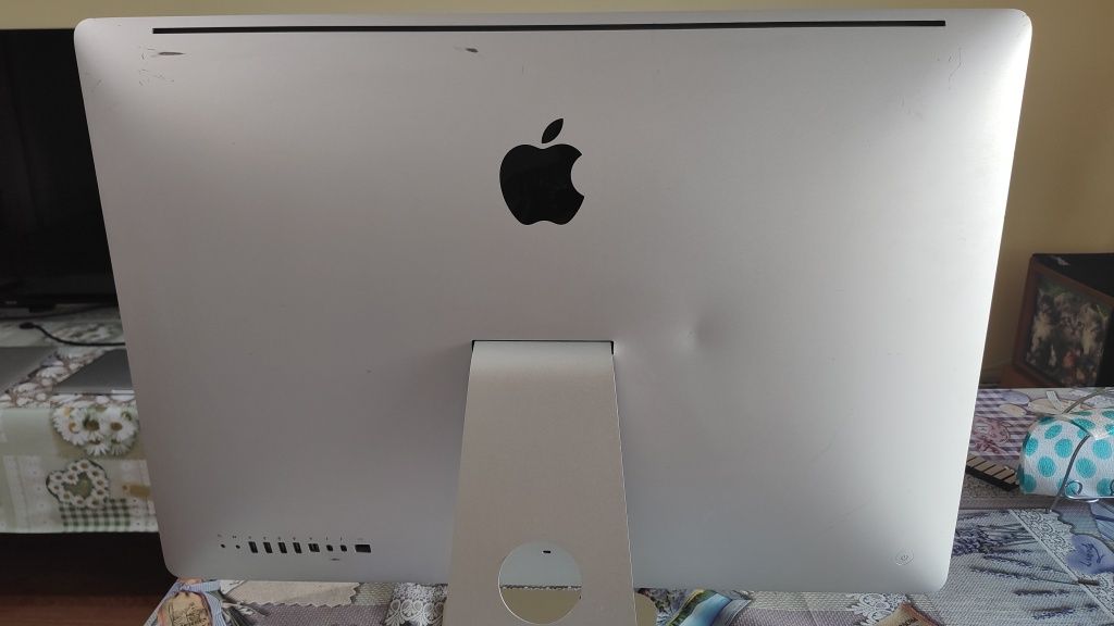 Apple iMac 27 inch Core i5  IPS 2K 2560x1440