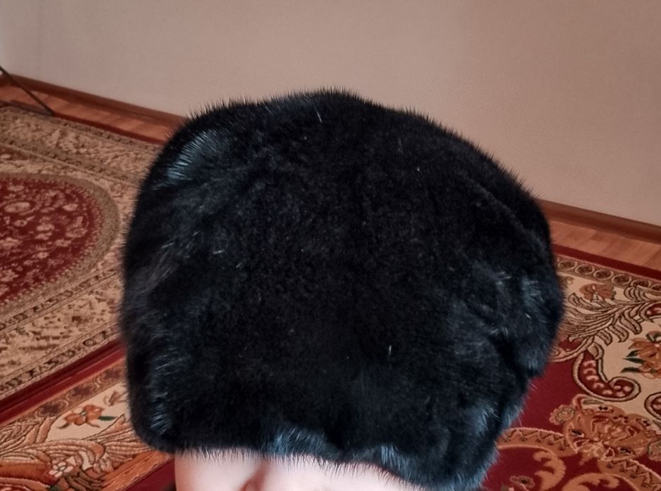 Женская норковая шапка