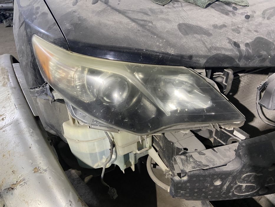 Продам фар на камри  50 американец