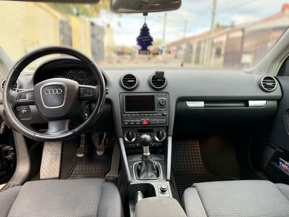 VAND Audi A3 ( an 2007 cu multe dotări )
