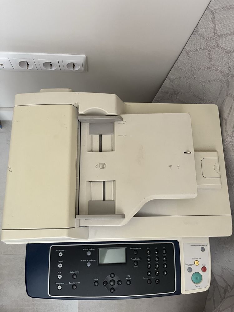 Офисный принтер МФУ лазерное Xerox WorkCente 3550
