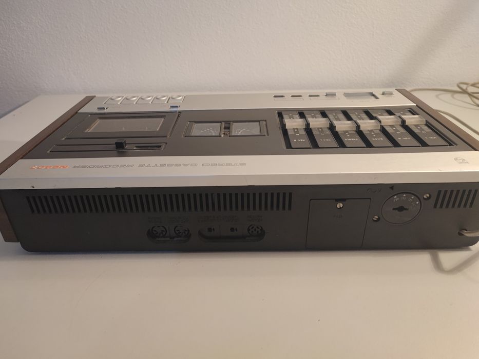 Deck Philips N2407 stereo cassette recorder