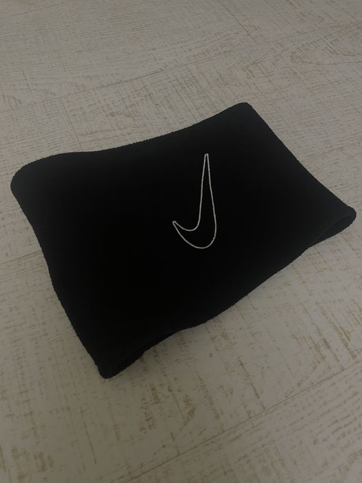 Snood Nike (шарф)