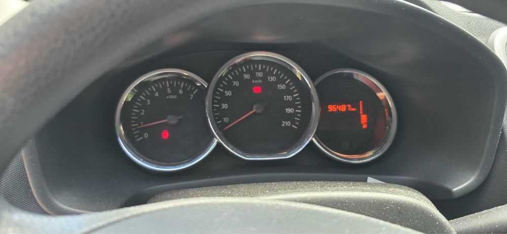 Vand Logan 1.2 Benzina