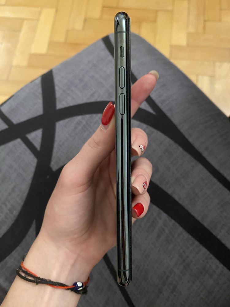 Iphone 11 pro max 64 GB