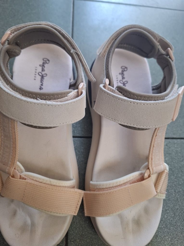 Сандали Pepe Jeans