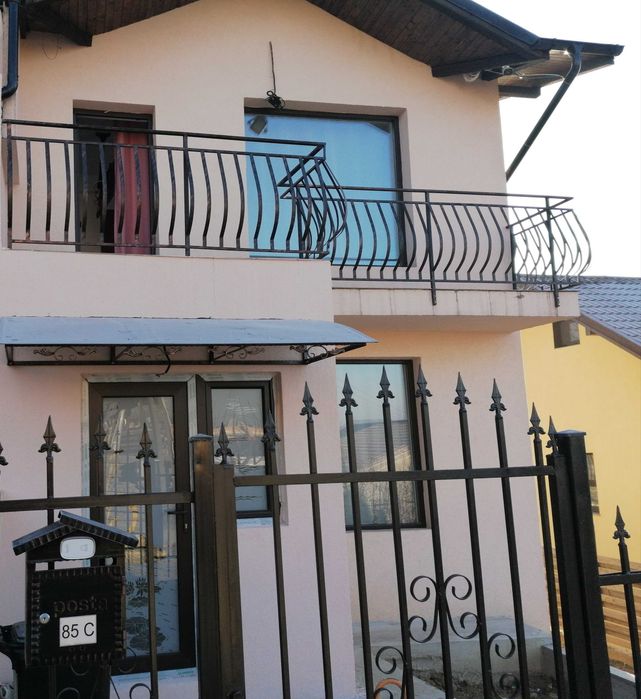 Casa tip duplex 4 camera Valea Adanca