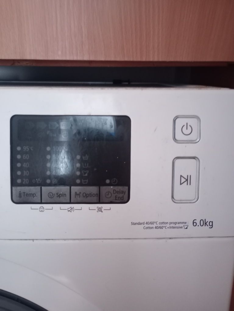 Dezmembrez mașina automata de spălat Samsung
