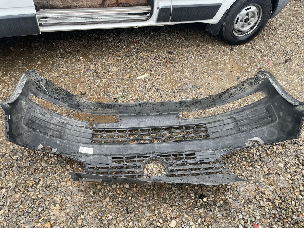 Предна броня за VW T6 2019