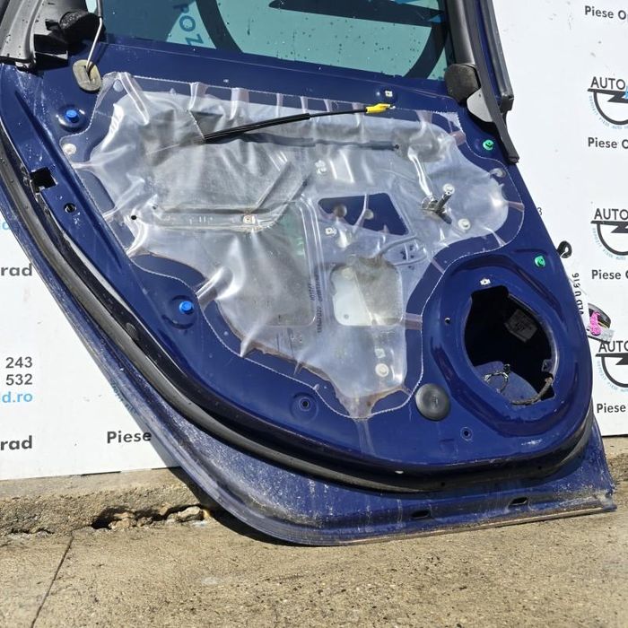 Portiera usa stanga spate Opel Astra J