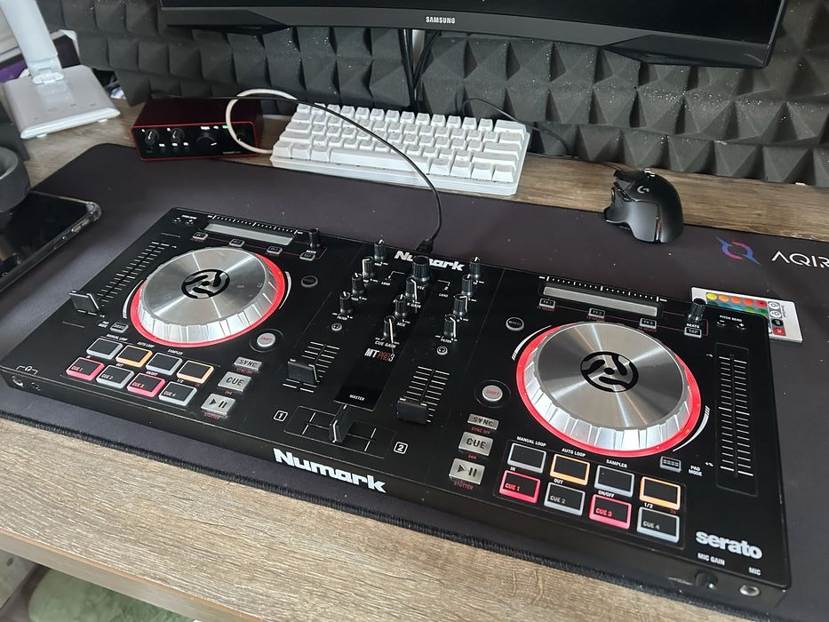 Vand placa mixer DJ Numark Serato MT3PRO