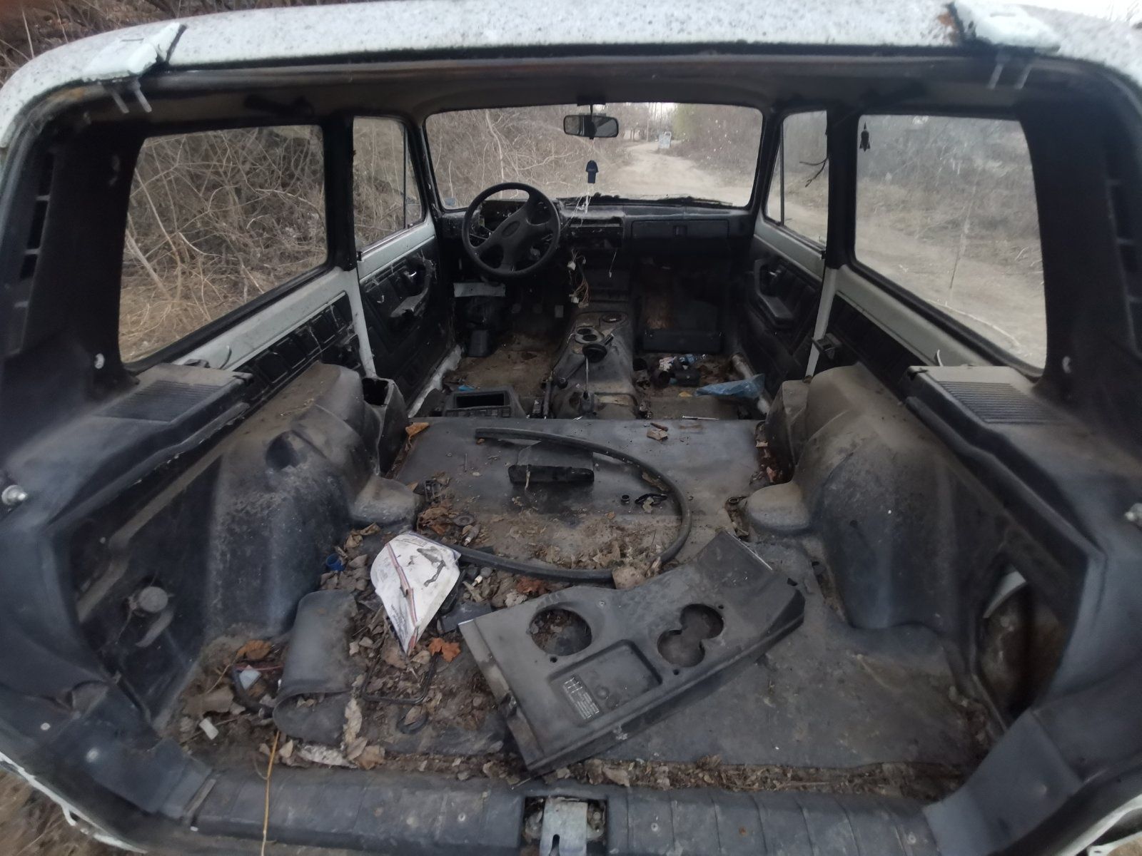 Части от Лада Нива 4x4!