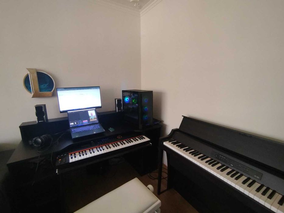 Бюро, 160x91x72 см, Цвят черен + LED